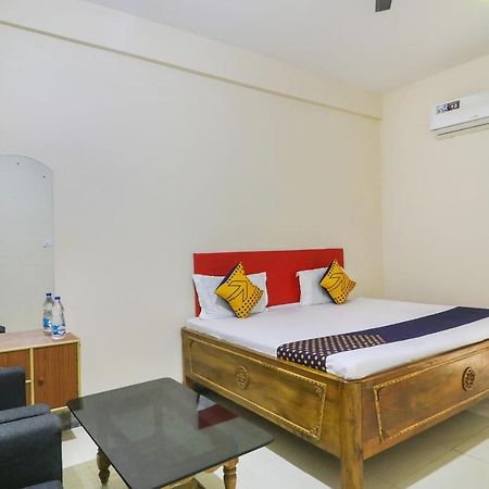 Spot On 68151 Prafulla Palace Ξενοδοχείο Jatani Εξωτερικό φωτογραφία