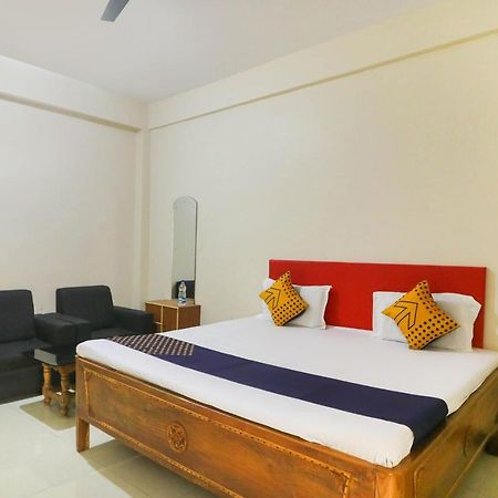 Spot On 68151 Prafulla Palace Ξενοδοχείο Jatani Εξωτερικό φωτογραφία
