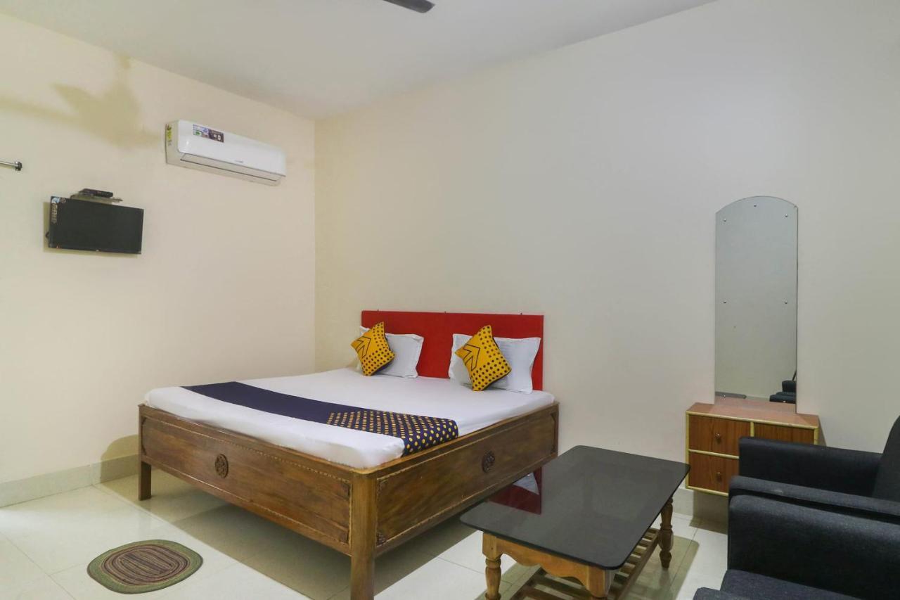 Spot On 68151 Prafulla Palace Ξενοδοχείο Jatani Εξωτερικό φωτογραφία