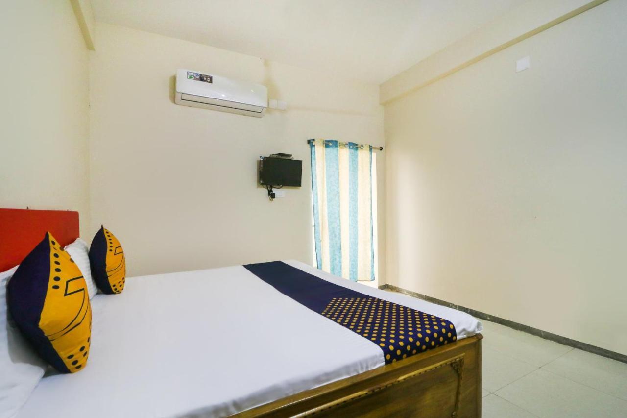 Spot On 68151 Prafulla Palace Ξενοδοχείο Jatani Εξωτερικό φωτογραφία